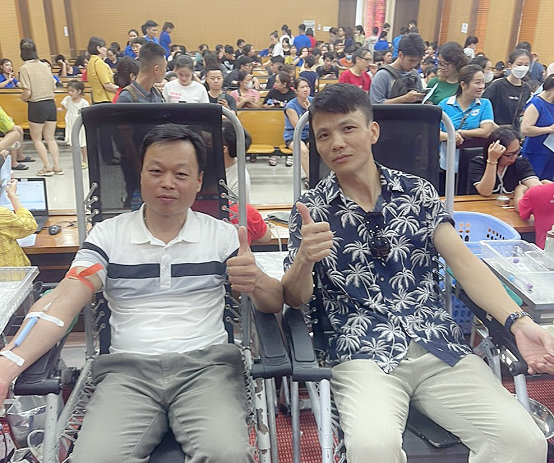 Trường Mầm non Ánh Sao tham gia Ngày hội hiến máu nhân đạo năm 2024.